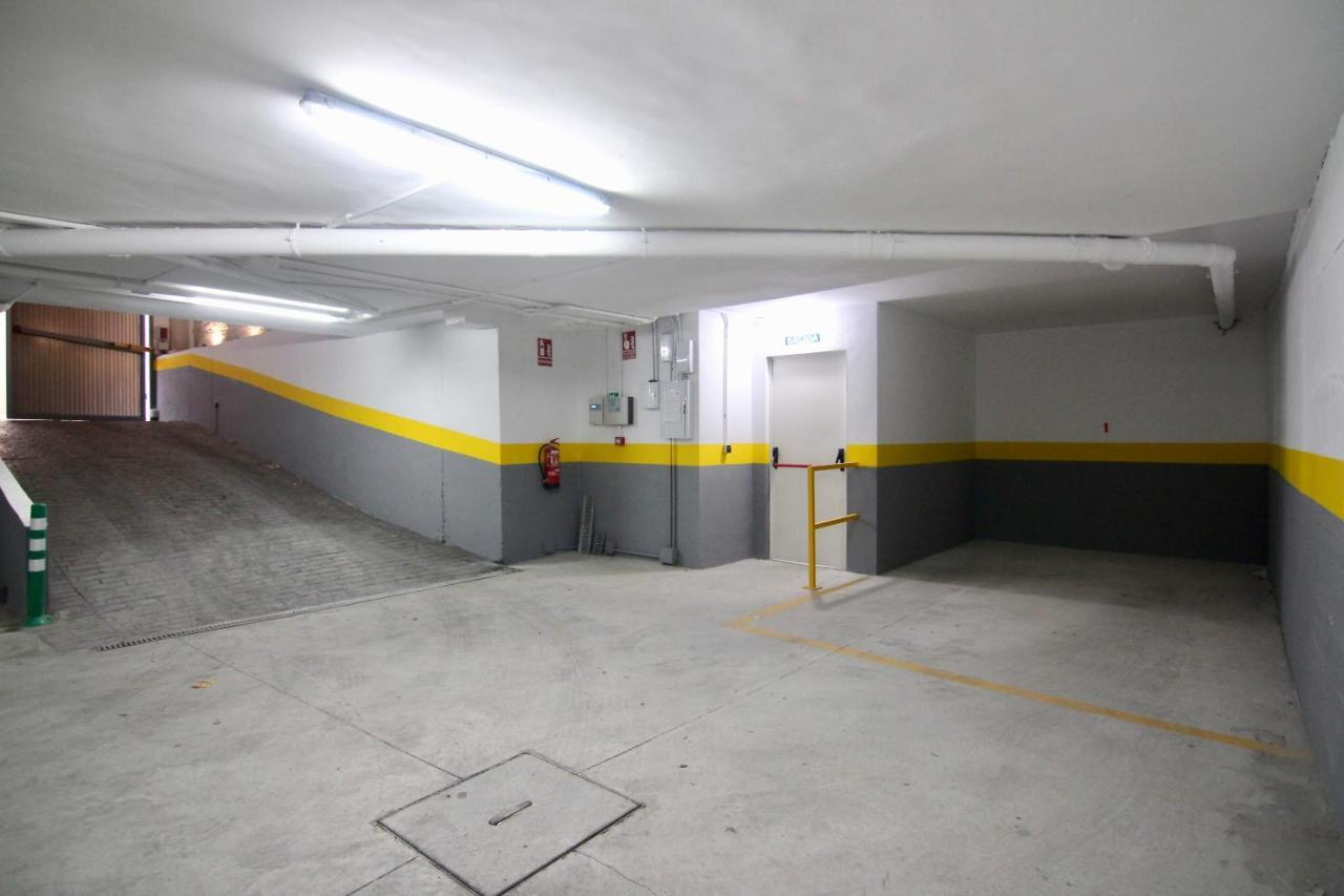 El Consejero De Indias Free Parking By Cadiz4Rentals Luaran gambar